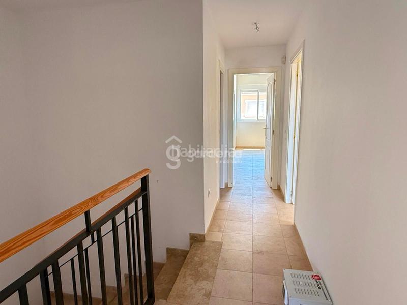 Foto b20a51ca-18e8-47da-9bde-cb1faeee0f03. Casa  en venta con piscina comunitaria en Espartinas pueblo Espartinas