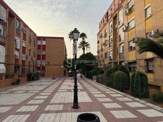 Piso  Sanlucar mayor i. Piso en nueva sevilla junto al polideportivo  75 m, muy luminoso