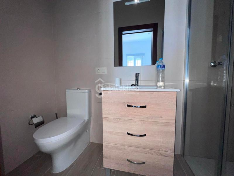 Foto e254edaf-ff90-453f-b7c5-9f2618f15b46. Affitto appartamento in Cruz Roja Sevilla