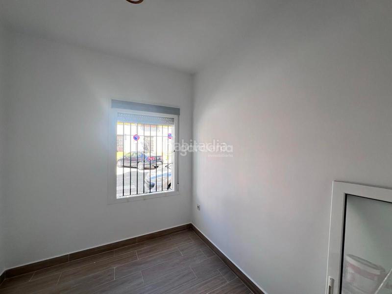 Foto ac5c863b-dcfb-4bf3-b99e-4307450ba65e. Alquiler piso  bajo en zona miraflores. en Cruz Roja Sevilla
