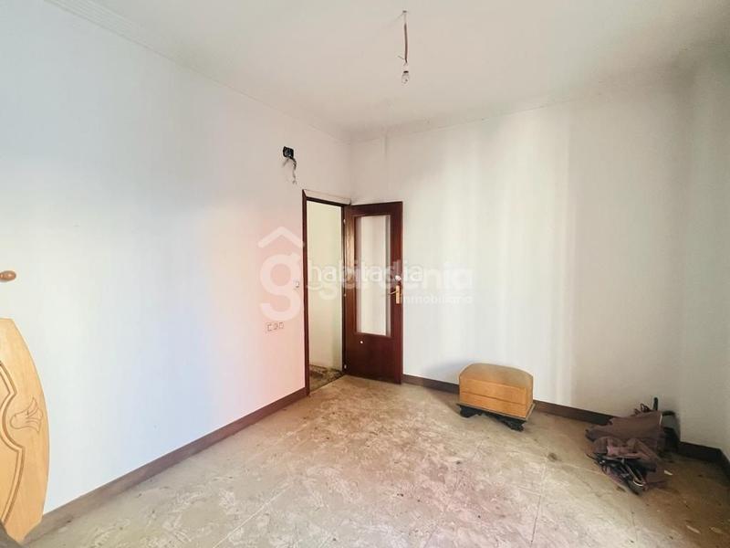 Foto 4367a1ab-c79a-4b73-bf88-ece49bdf41d4. Haus mit parking in Coria del Río