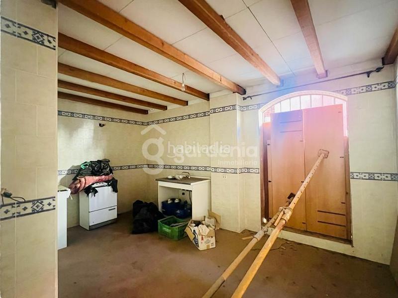 Foto 4cb987be-4b45-429c-a7ff-8b88a561b14c. Haus mit parking in Coria del Río