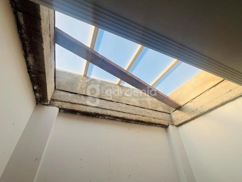 Foto b5cc5f82-39f0-4b51-aa90-b56916a25126. Haus mit parking in Coria del Río