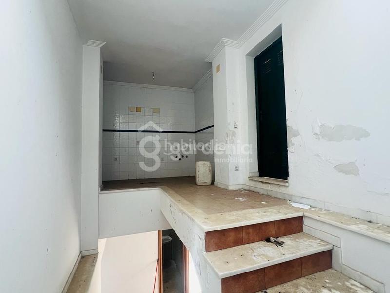 Foto de9c2c09-8bdf-49b0-aaae-eb1cf096e084. Haus mit parking in Coria del Río