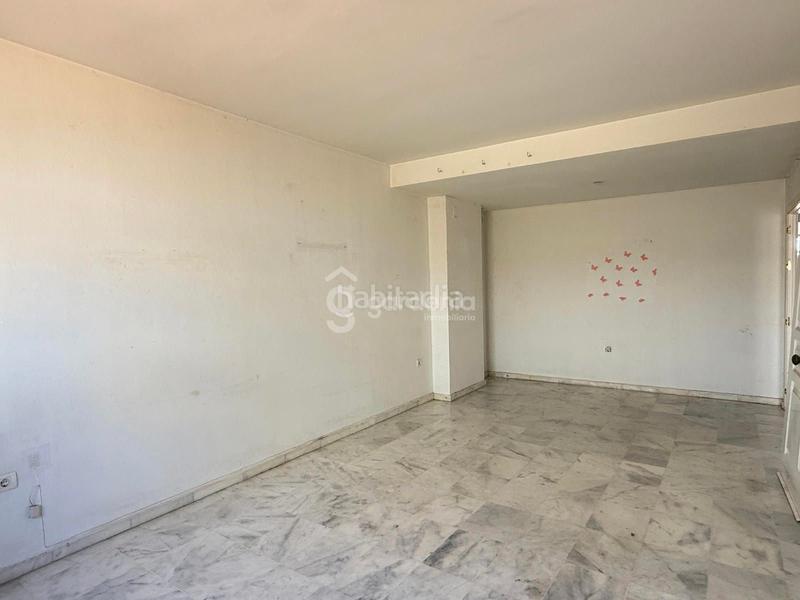 Foto 6b6518fc-672b-43e2-bb97-4cbcae3fc5dc. Casa a schiera in Espartinas pueblo Espartinas