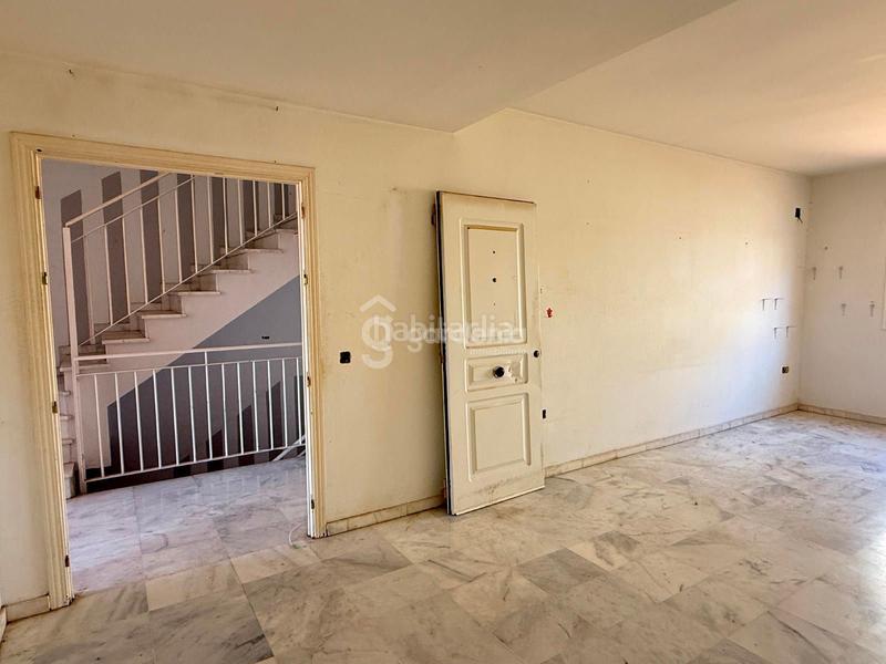 Foto a92ac13c-1090-4f89-9b94-6f21c9d87941. Casa a schiera in Espartinas pueblo Espartinas