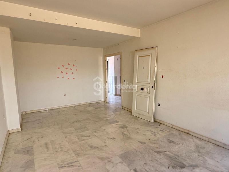 Foto c06226c6-e813-43f7-a1b6-b09147c8b7bc. Casa a schiera in Espartinas pueblo Espartinas