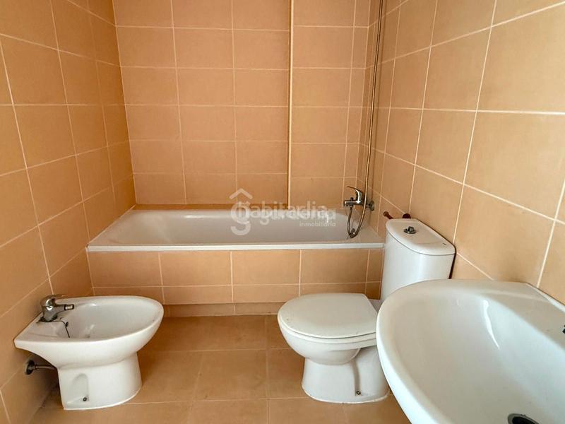 Foto d702912f-d54c-44fd-9e92-c341b06145aa. Casa a schiera in Espartinas pueblo Espartinas