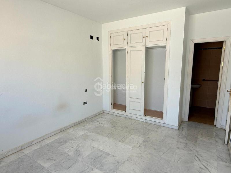 Foto de630319-23b0-4567-a4da-e0b4c2e51565. Casa a schiera in Espartinas pueblo Espartinas