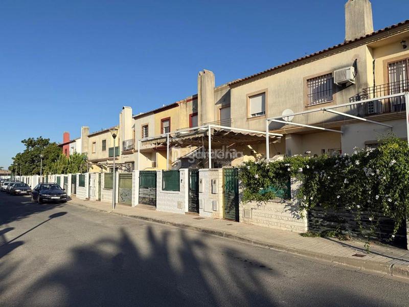 Foto 916d095b-ce3b-450c-877d-88cb33488ae6. Maison jumelée dans Aznalcázar