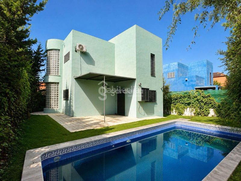 Foto b1da13e5-c788-4257-83be-0bde4970c14b. Xalet a Loreto Espartinas