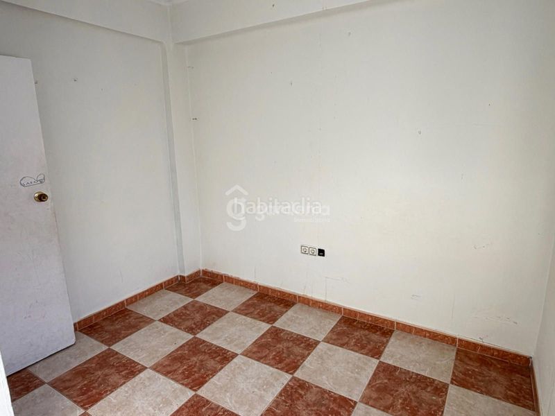 Foto dd61136a-27b0-4468-844f-1294b1ba79b8. Pis a Cruz Roja Sevilla