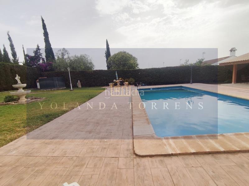 Foto 749e129f-81ba-4846-96f7-07a293da6aa0. Chalet mit parking pool in La Paz Alcalá de Guadaira