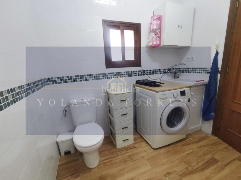 Foto 8d0f2add-0127-4599-b27a-ccc0afb5acff. Chalet mit parking pool in La Paz Alcalá de Guadaira