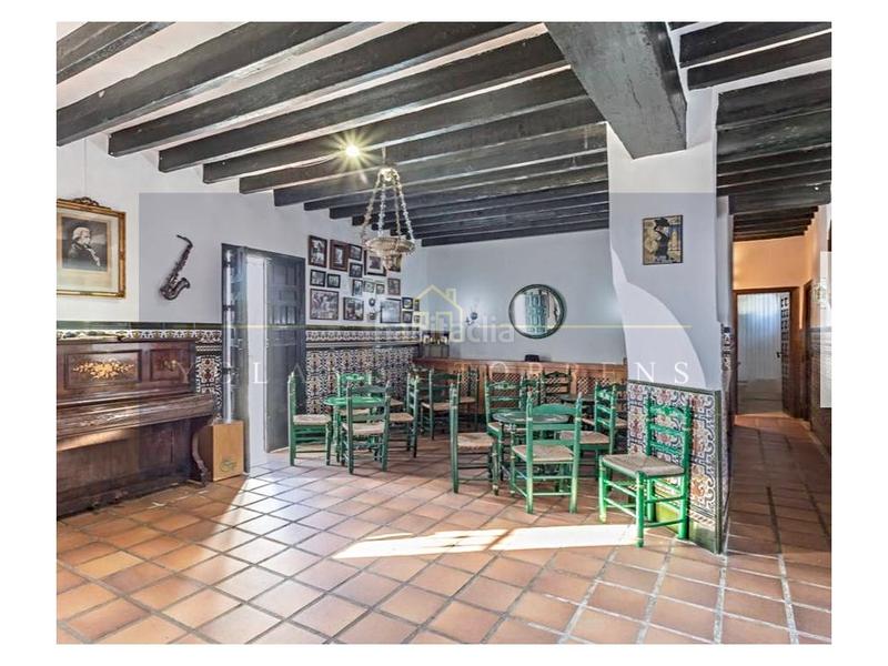 Foto 03af4a00-d302-42a1-8026-03f02015b587. Haus mit pool in La Paz Alcalá de Guadaira