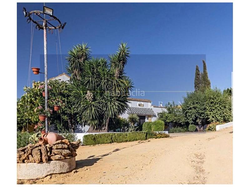 Foto 9334bfad-af6f-478a-a7bb-3c56f9cd374d. Haus mit pool in La Paz Alcalá de Guadaira