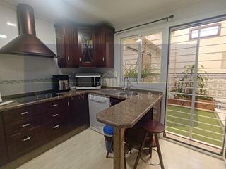 Casa  N/a. Chollo casa en zona campo de las beatas, con garaje y 2 patios.