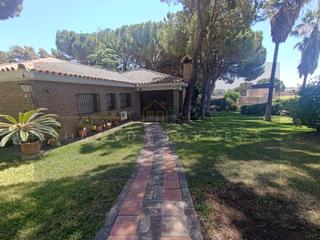 Chalet  N/a. Estupendo chalet de 1 planta en oromana.