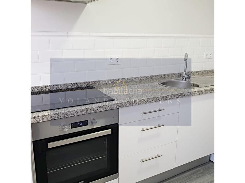 Foto b88dc667-fde9-46d1-ad3d-406203c69986. Pis amb aparcament piscina a La Paz Alcalá de Guadaira