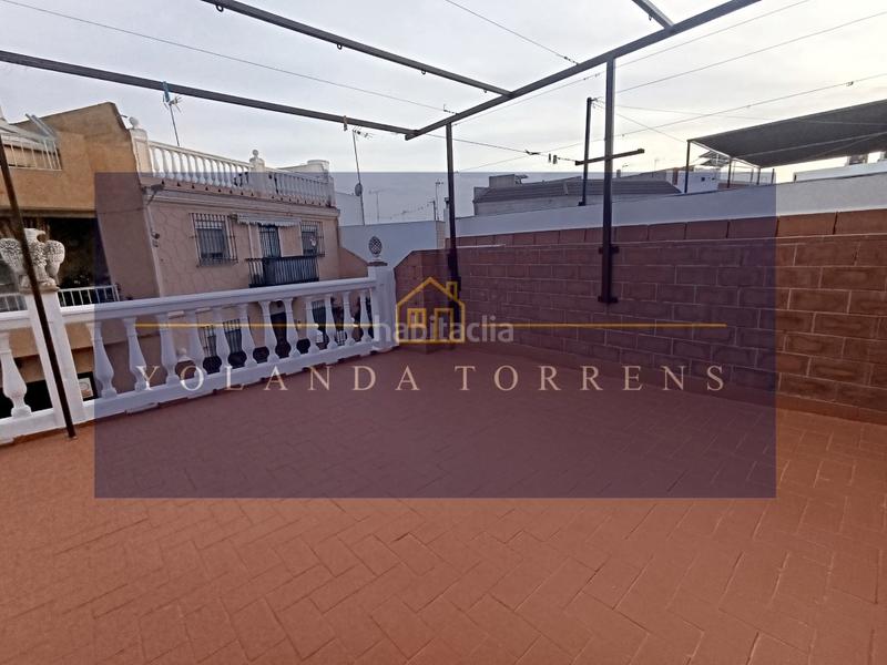 Foto b50bbac7-0d02-4fa5-b38c-9001608ee8d2. Casa con parcheggio in Oromana Alcalá de Guadaira