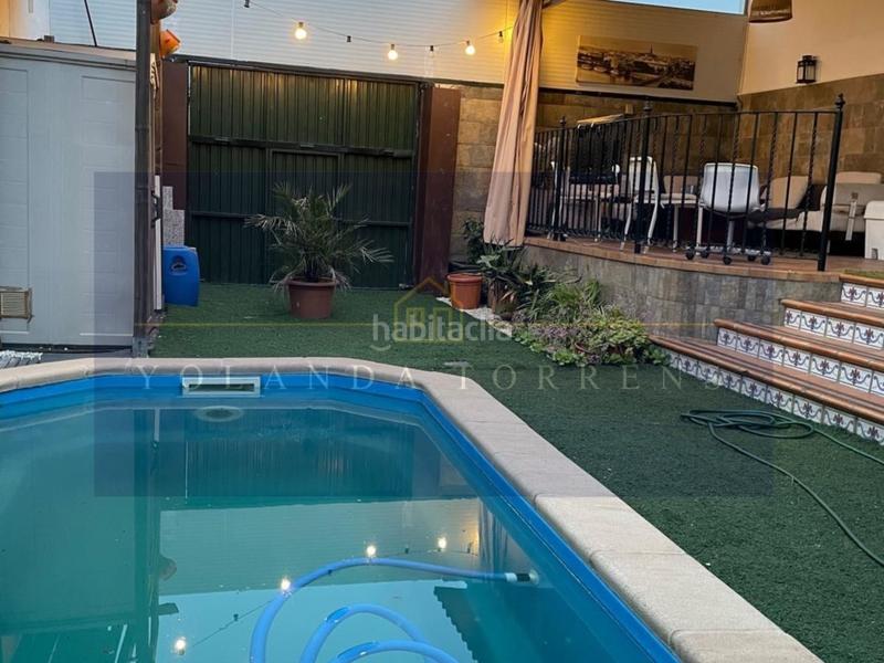 Foto 220f2b7e-8d05-4c76-8a56-29616546faad. Casa amb aparcament piscina a Oromana Alcalá de Guadaira