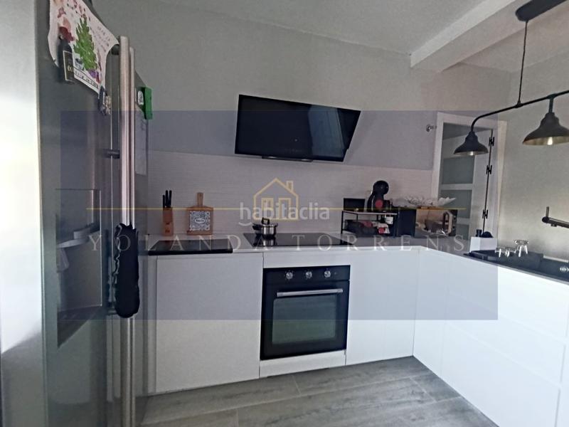 Foto 577a0de0-01ff-4011-85fc-419cd21a282e. Casa amb aparcament piscina a Oromana Alcalá de Guadaira