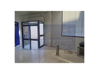 Planta baja en Nueva Alcalá. Local convertible en piso con garaje en una zona inmejorable