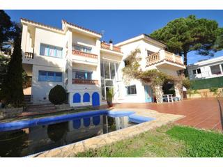 Casa a Baixada costa de llevant 6. Casa en venta en lloret de mar  el rieralcan sabata