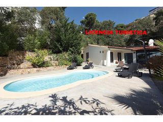 Casa en Calle Margarites 42