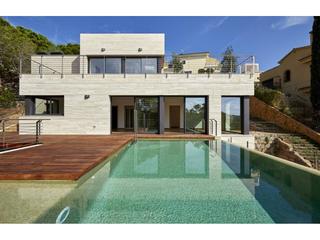 Casa a Av suro gros 7. Venta de una casa en lloret de mar