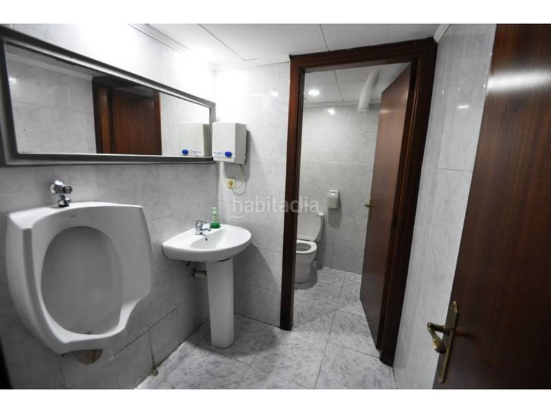 Foto abfd65b0-c016-4e89-ba69-0b266ab0f9f9. Local commercial dans migdia 64 dans Centre Lloret de Mar