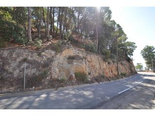Terreny residencial a Canigo 27. Parcela en venta en roca grossaserra brava