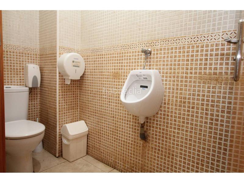 Foto 74c9df42-b415-4cce-a8b0-bb492c149e36. Local comercial a Centre Lloret de Mar