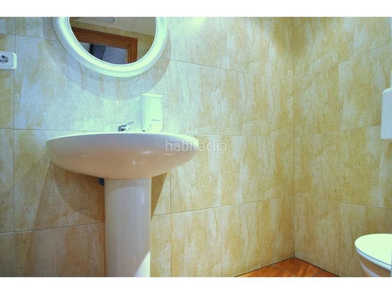 Foto 1848bbff-ed31-4ac6-8be4-8c3fbb638209. Local comercial a Centre Lloret de Mar