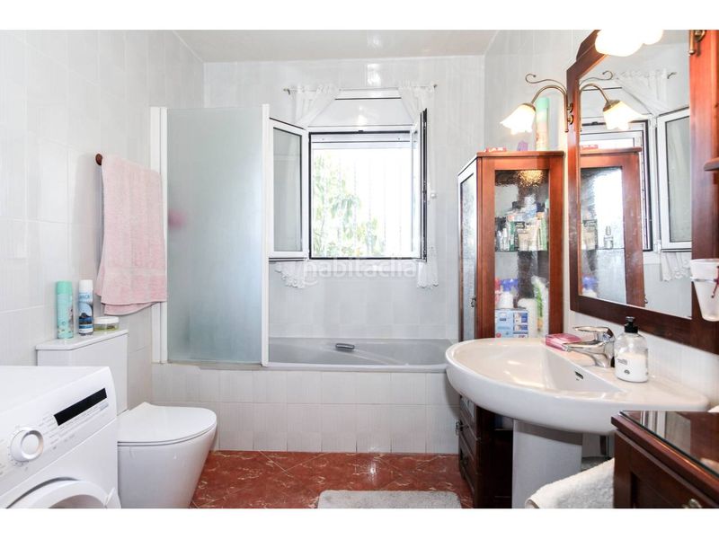 Foto 9c5966a3-1171-43b3-a272-e292990616a4. Casa amb calefacció aparcament piscina a Lloret Residencial - Montlloret Lloret de Mar