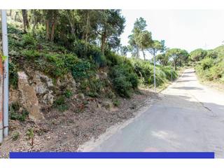 Finca rústica a Illes 12. Terreno en serra brava