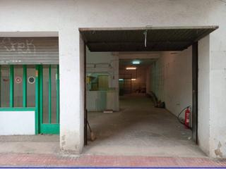 Local commercial à Santa isabel 1. Venta de local comercial en casc antic, lloret de mar