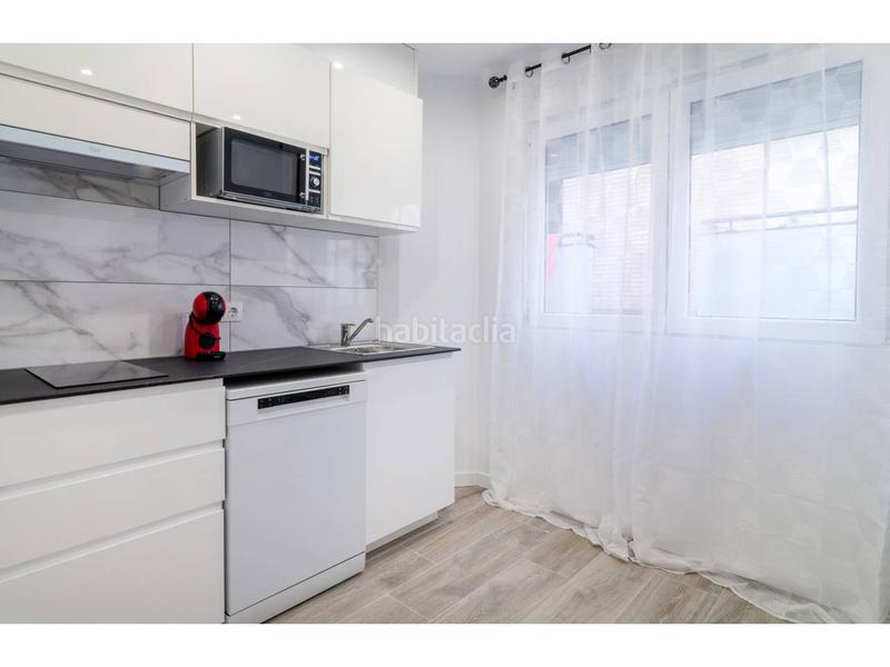 Foto 1d0fd210-727c-49bc-8e9a-f7a529d6de30. Edifici a Centre Lloret de Mar