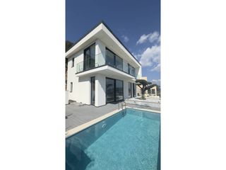 Casa  Calle orenetes. Venta de casa en lloret de mar