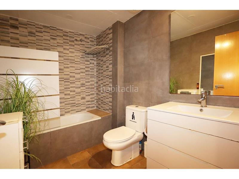 Foto 80b4498e-c4a0-496d-b444-d0fa407207a8. Piso venta de un piso en Fenals Lloret de Mar