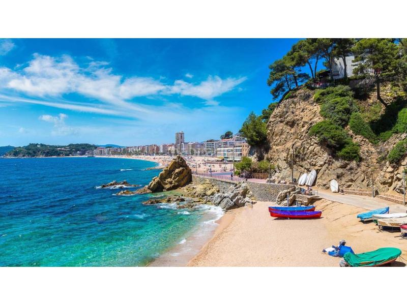 Foto fb35a7cb-611b-42e7-8e05-b2a4ade6cd03. Piso excelente oportunidad ! venta de piso en casc antic en Lloret de Mar