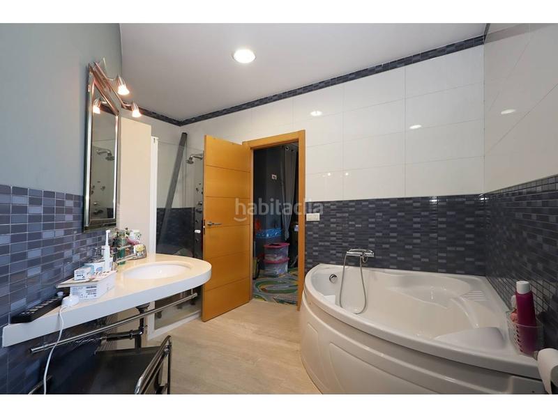 Foto 34ff309d-fdc4-4d10-8a92-f755aa612199. Casa venta de casa en Lloret Residencial - Montlloret Lloret de Mar