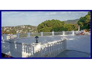 Casa a Calle alexandria 10. Casa a reformar