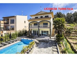 Casa  Calle tramuntana. Venta de casa en roca grosa