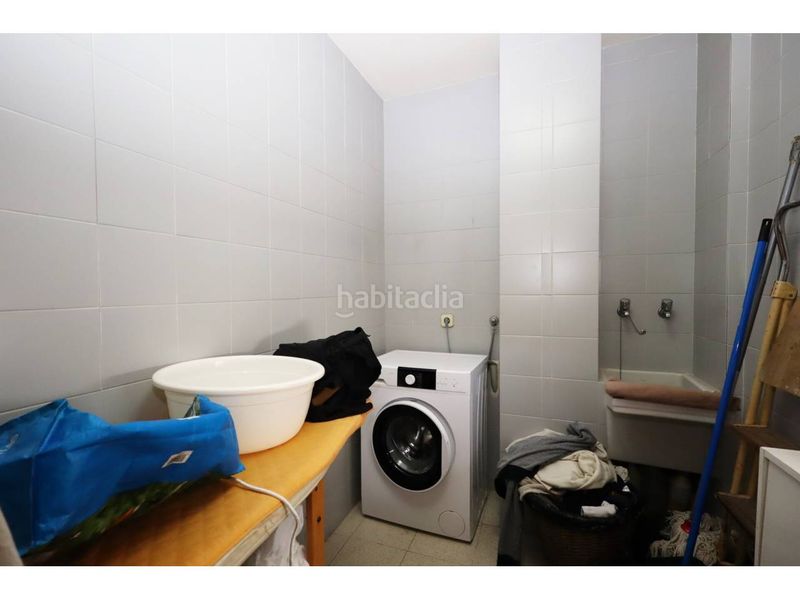 Foto 2a70dc11-0162-41c4-92f7-2290b7468382. Casa adossada amb calefacció aparcament a Centre Lloret de Mar