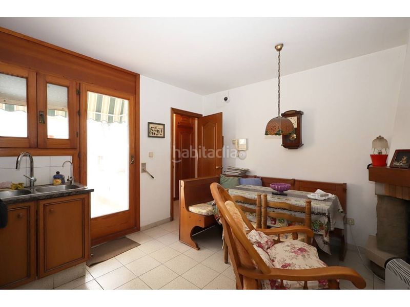 Foto 632ccd95-8e01-4253-9c45-8d414500b0d6. Casa adossada amb calefacció aparcament a Centre Lloret de Mar