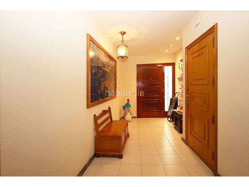 Foto 8221df3b-8e1d-4f7b-9b57-483f1dc206e1. Casa adossada amb calefacció aparcament a Centre Lloret de Mar