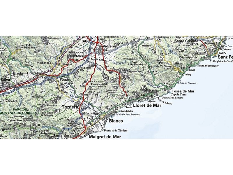 Foto 84413b46-0732-4630-be25-c6b82a48c30f. Casa adossada amb calefacció aparcament a Centre Lloret de Mar