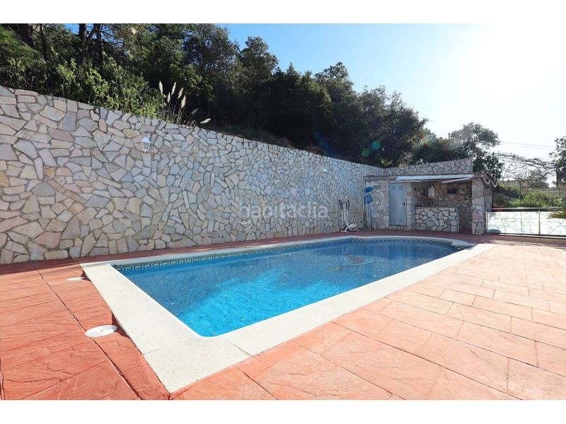 Foto 61ce8e2b-4a8c-42c0-a4be-a95e2b712598. Casa amb calefacció aparcament piscina a Aiguaviva Parc Vidreres