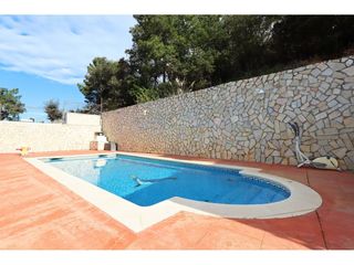 Casa  Calle ciclamen. Casa en venta en vidreres